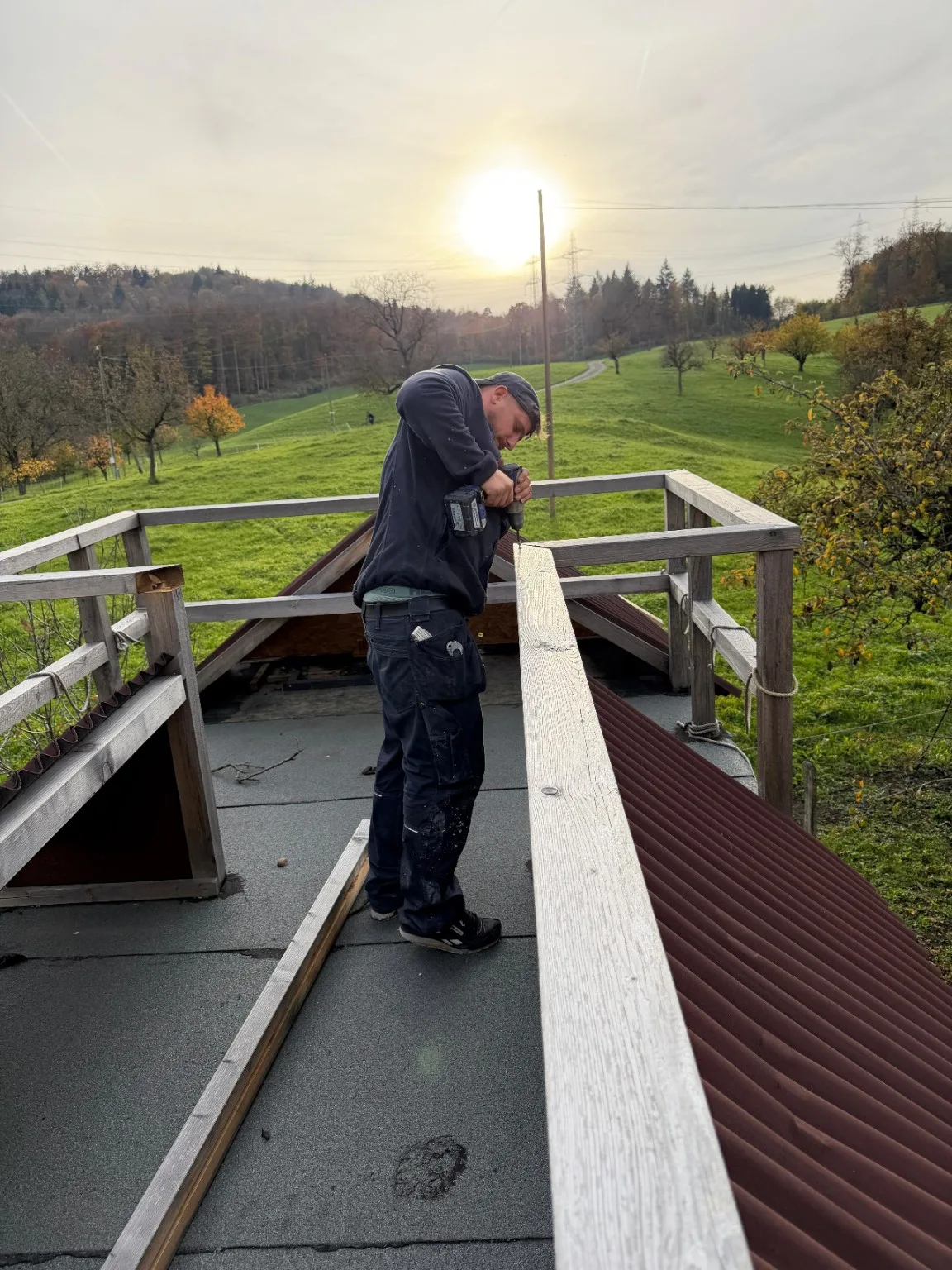 Die Arbeit am bestehenden Wagen beginnt.